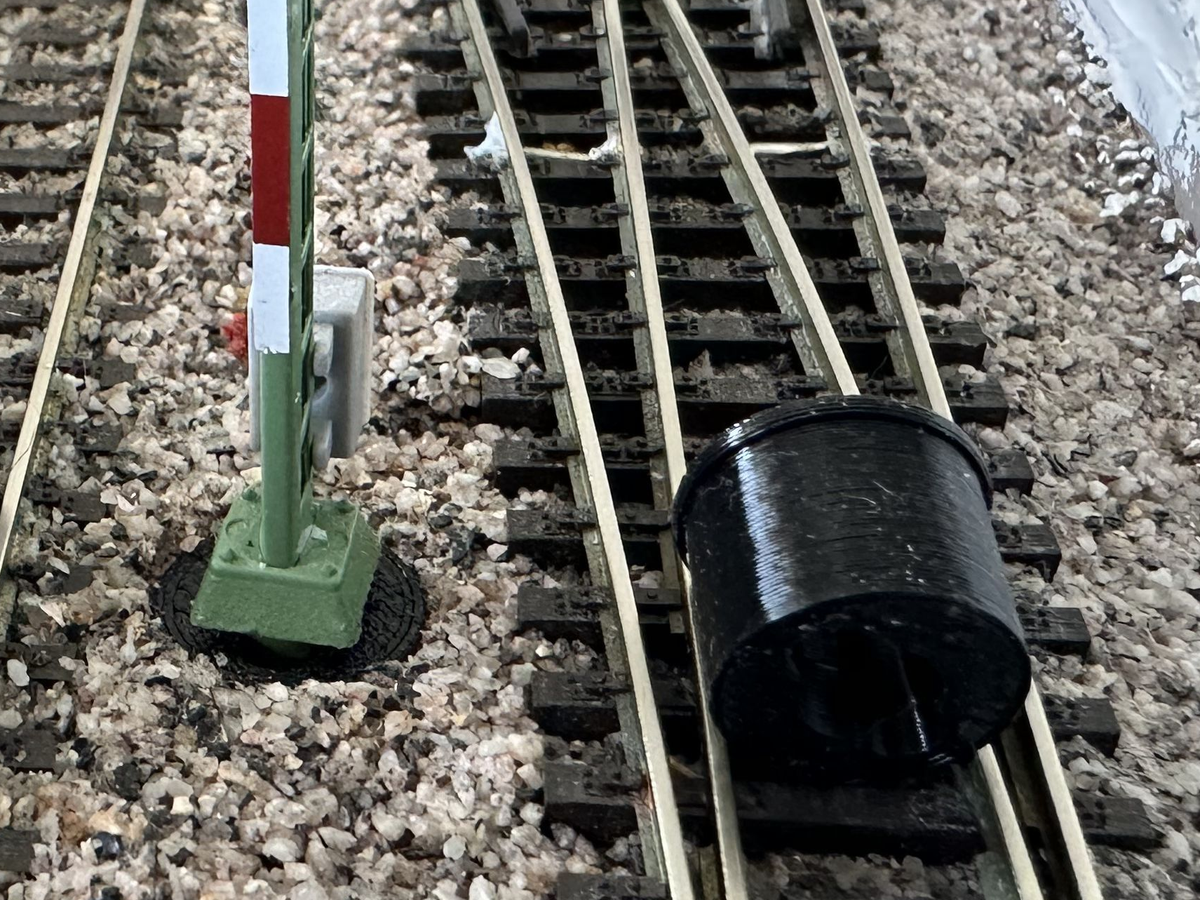 Sockel - Block- & Ausfahrtssignal H0/TT - Innen D=5,5mm - Schwarz